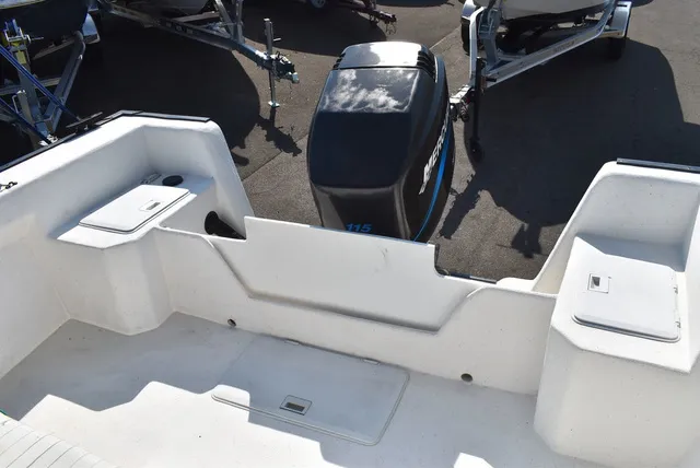 Slide: The Image of Key Largo Boats 206 CC 2002 - 18