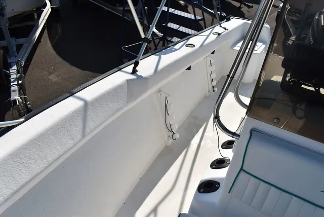 Slide: The Image of Key Largo Boats 206 CC 2002 - 39