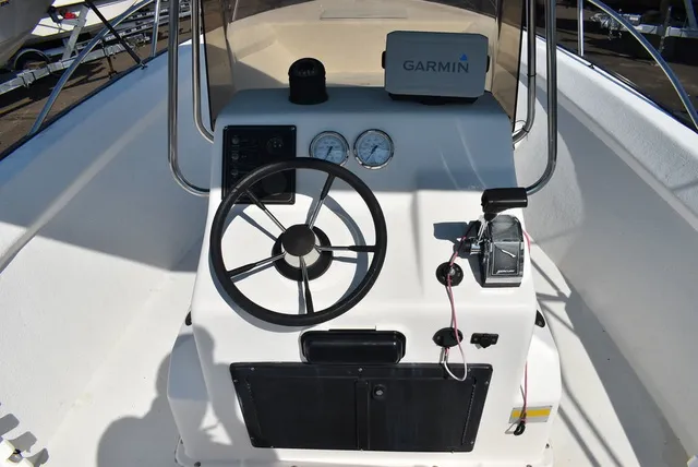 Slide: The Image of Key Largo Boats 206 CC 2002 - 24