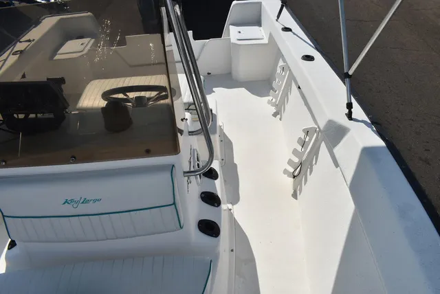 Slide: The Image of Key Largo Boats 206 CC 2002 - 38