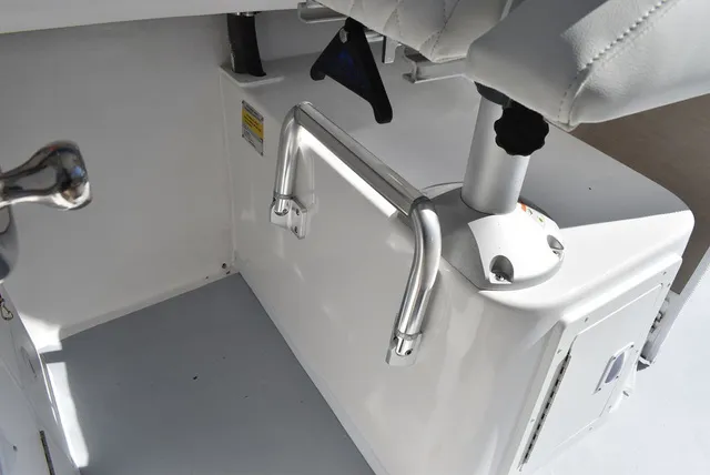 Slide: The Image of Steiger Craft 21 Miami 2027 - 26
