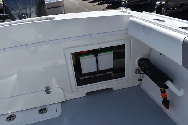 Slide: The Image of Steiger Craft 21 Miami 2027 - 15