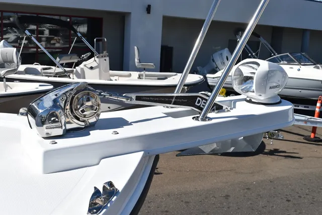 Slide: The Image of Steiger Craft 21 Miami 2027 - 9