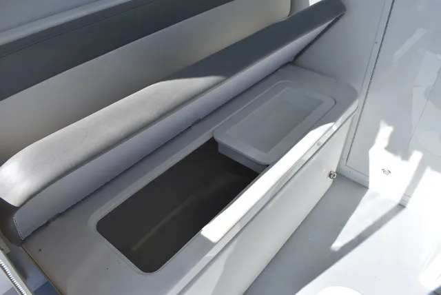 Slide: The Image of Steiger Craft 21 Miami 2027 - 21