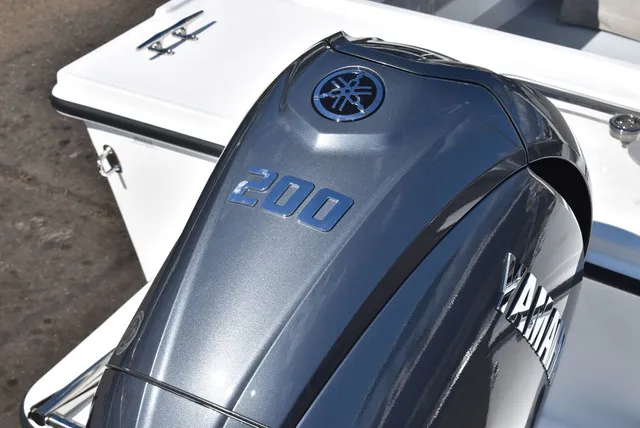 Slide: The Image of Steiger Craft 21 Miami 2027 - 4