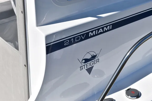 Slide: The Image of Steiger Craft 21 Miami 2027 - 8