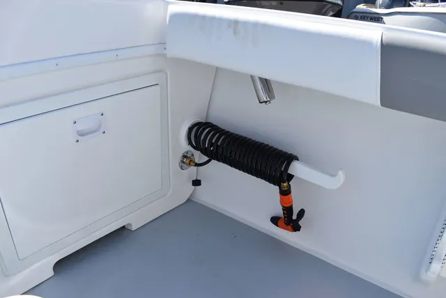 Slide: The Image of Steiger Craft 21 Miami 2027 - 14