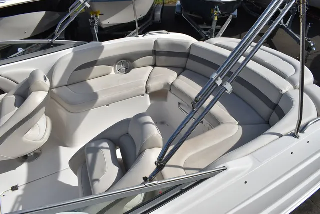 Slide: The Image of Chaparral 216 Sunesta 2006 - 25