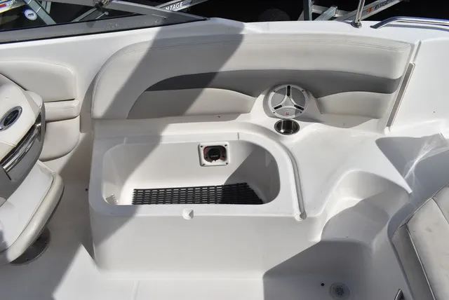 Slide: The Image of Chaparral 216 Sunesta 2006 - 33