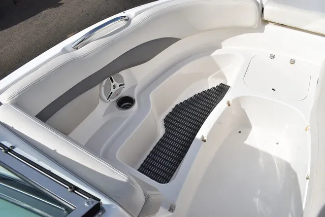 Slide: The Image of Chaparral 216 Sunesta 2006 - 65