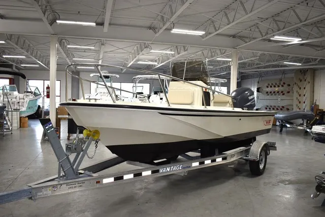 Slide: The Image of Boston Whaler 19 Outrage 1991 - 1