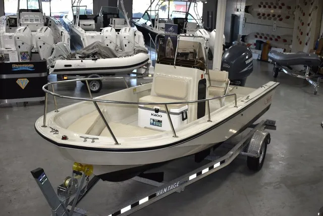 The Image of Boston Whaler 19 Outrage 1991 - 0