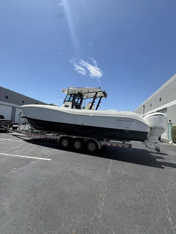 Slide: The Image of World Cat 325CC SOLD 32' 2023 - 4