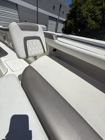 Slide: The Image of World Cat 325CC SOLD 32' 2023 - 27