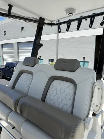 Slide: The Image of World Cat 325CC SOLD 32' 2023 - 10