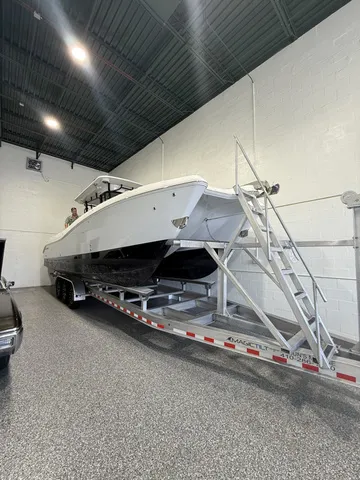 Slide: The Image of World Cat 325CC SOLD 32' 2023 - 7