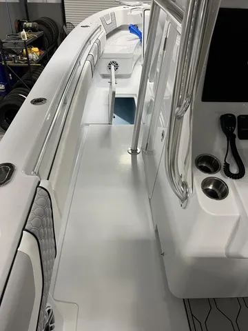 Slide: The Image of Contender 39ST TRIP YAMAHA 425 39' Lower Price! 2022 - 10