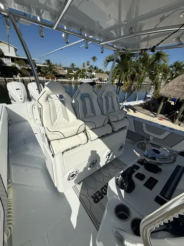 Slide: The Image of Contender 39ST TRIP YAMAHA 425 39' Lower Price! 2022 - 5