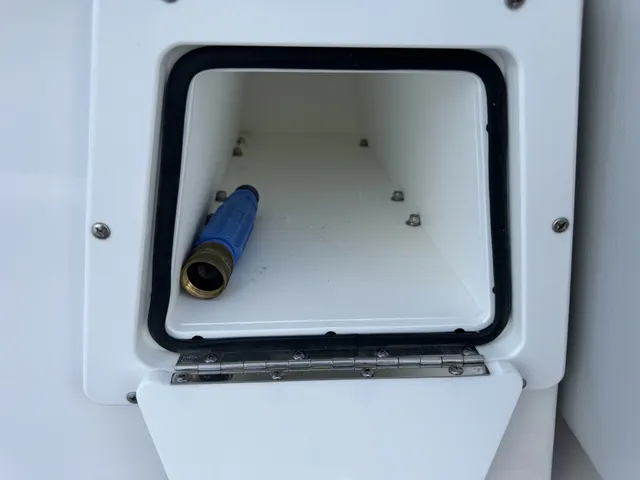 Slide: The Image of Sea Fox 328 Commander W/SEAKEEPER 32' 2023 - 77