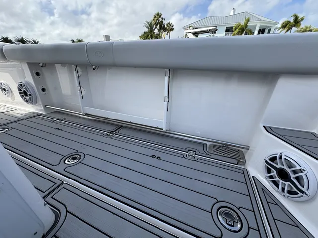 Slide: The Image of Sea Fox 328 Commander W/SEAKEEPER 32' 2023 - 66