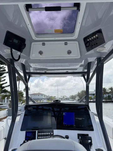 Slide: The Image of Sea Fox 328 Commander W/SEAKEEPER 32' 2023 - 17