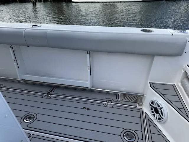 Slide: The Image of Sea Fox 328 Commander W/SEAKEEPER 32' 2023 - 26