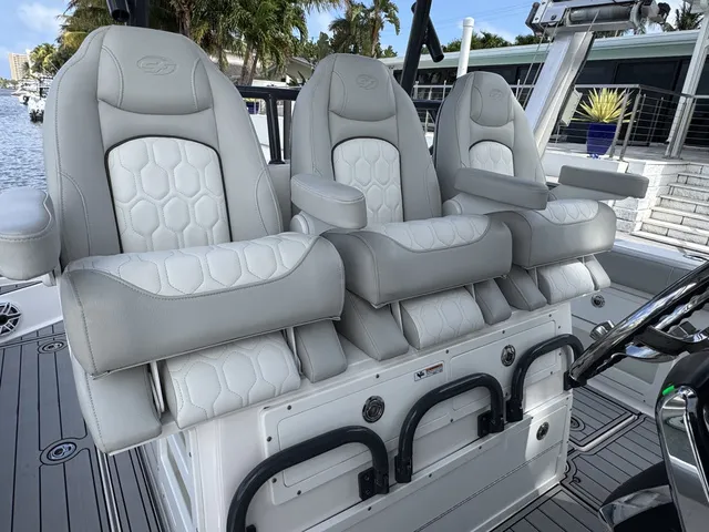 Slide: The Image of Sea Fox 328 Commander W/SEAKEEPER 32' 2023 - 63