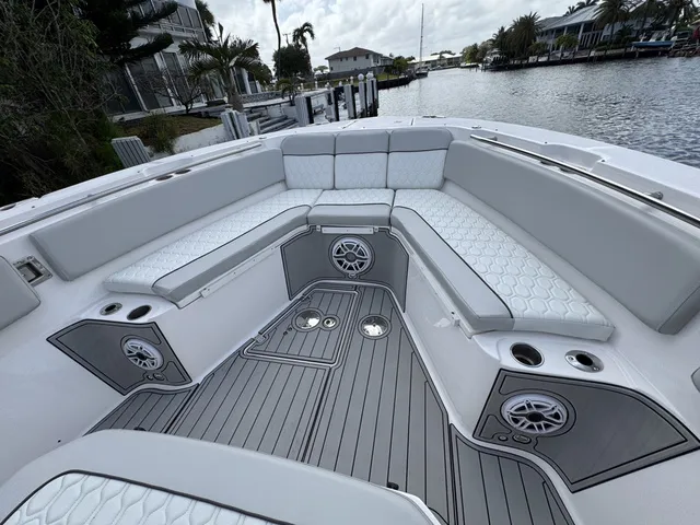 Slide: The Image of Sea Fox 328 Commander W/SEAKEEPER 32' 2023 - 47
