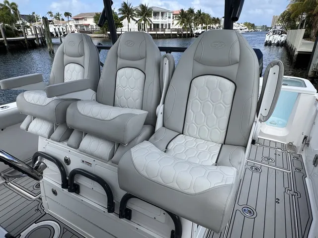 Slide: The Image of Sea Fox 328 Commander W/SEAKEEPER 32' 2023 - 57