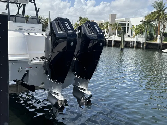 Slide: The Image of Sea Fox 328 Commander W/SEAKEEPER 32' 2023 - 4