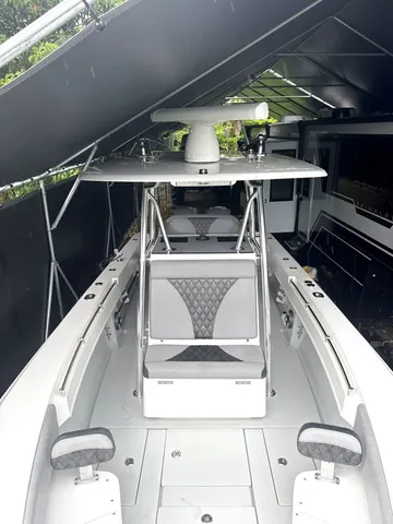Slide: The Image of Contender 30ST 30' 2019 - 8