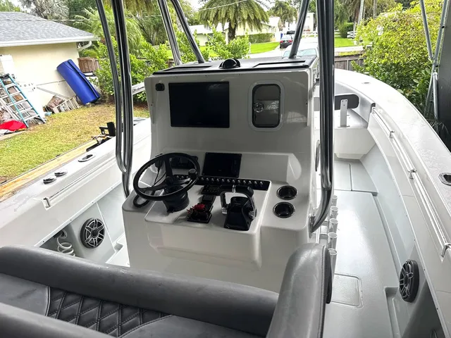 Slide: The Image of Contender 30ST 30' 2019 - 6