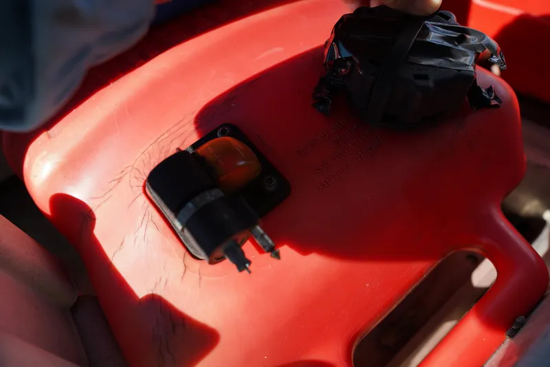 Slide: The Image of Boston Whaler 15 Super Sport 1985 - 22