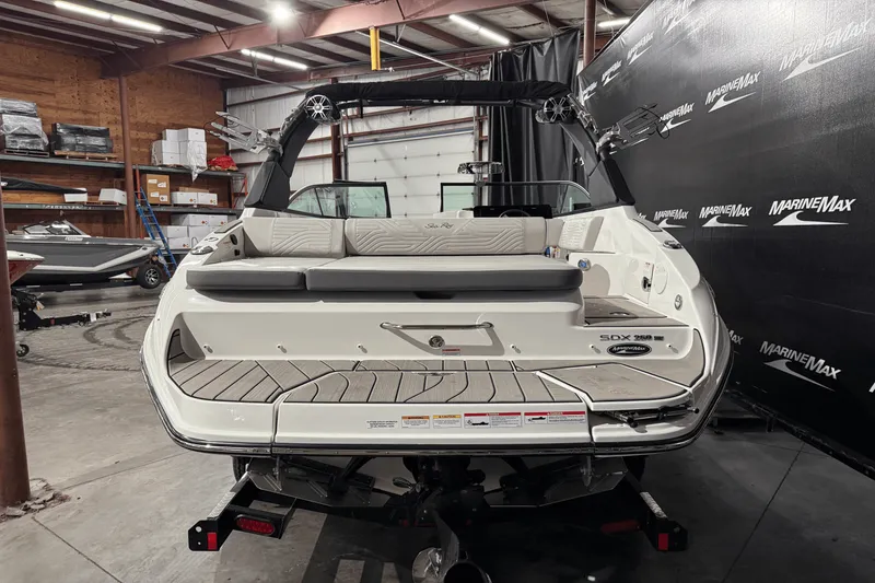 Slide: The Image of Sea Ray SDX 250 Surf 2025 - 9