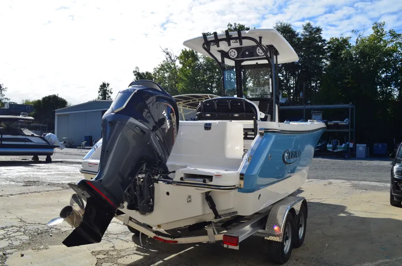Slide: The Image of Robalo R230 2027 - 2