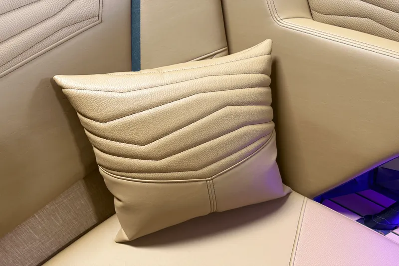 Slide: The Image of Nautique Super Air Nautique G25 2025 - 122