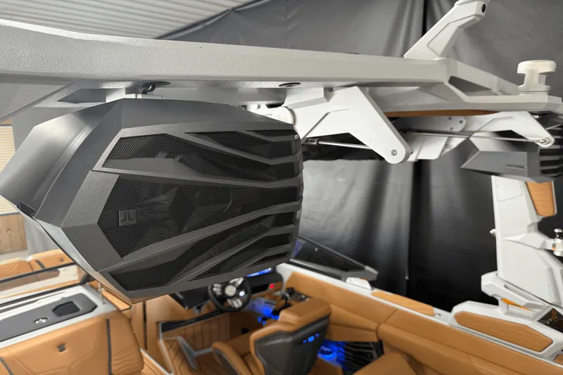 Slide: The Image of Nautique Super Air Nautique G25 2025 - 129