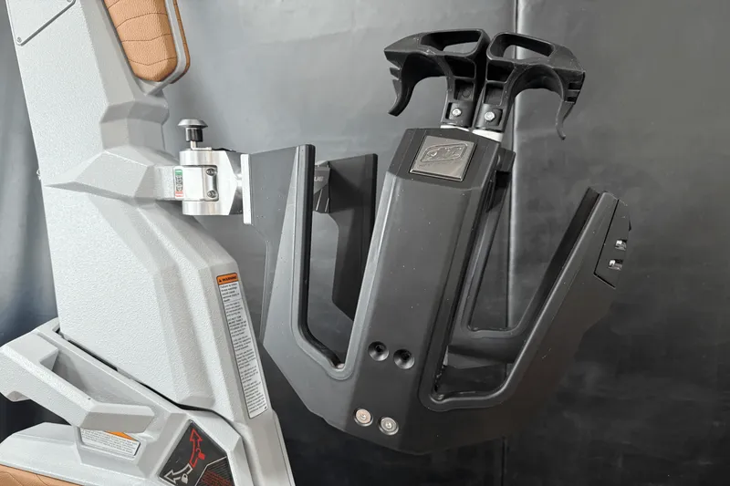Slide: The Image of Nautique Super Air Nautique G25 2025 - 132