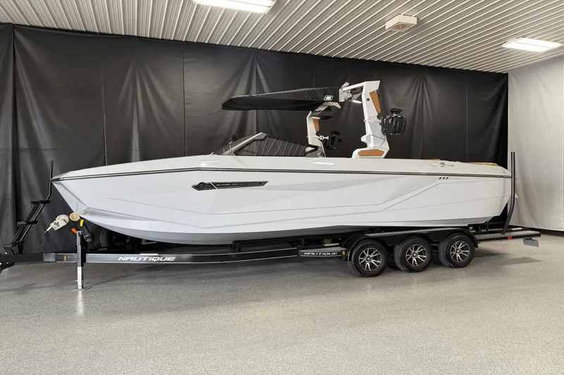 Slide: The Image of Nautique Super Air Nautique G25 2025 - 3