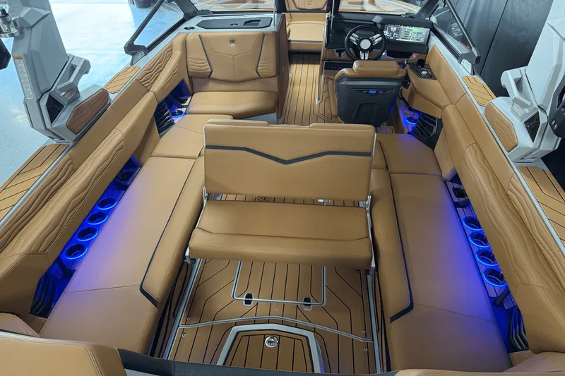 Slide: The Image of Nautique Super Air Nautique G25 2025 - 40