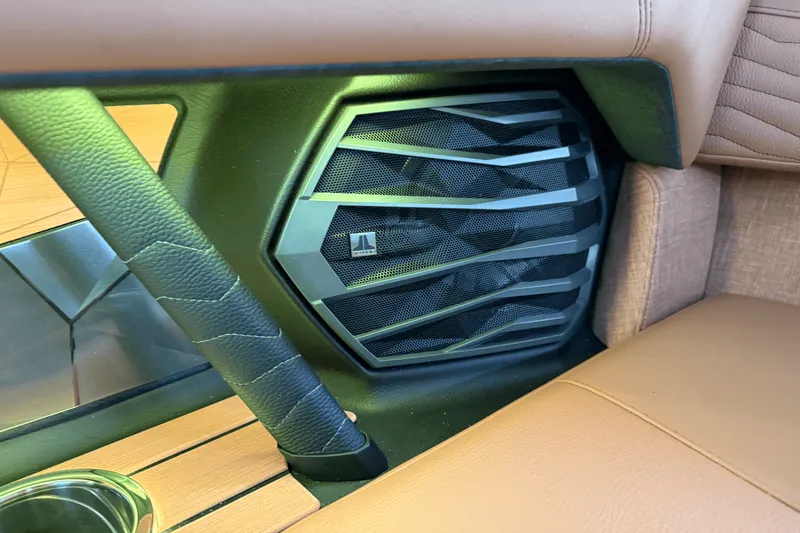 Slide: The Image of Nautique Super Air Nautique G25 2025 - 52