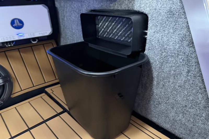 Slide: The Image of Nautique Super Air Nautique G25 2025 - 62