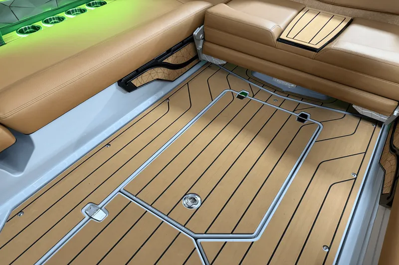 Slide: The Image of Nautique Super Air Nautique G25 2025 - 77