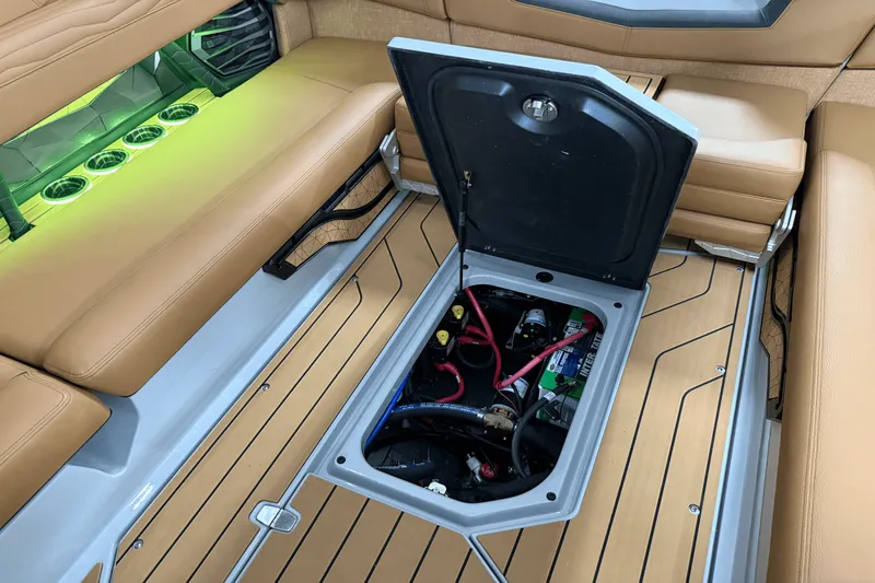 Slide: The Image of Nautique Super Air Nautique G25 2025 - 78