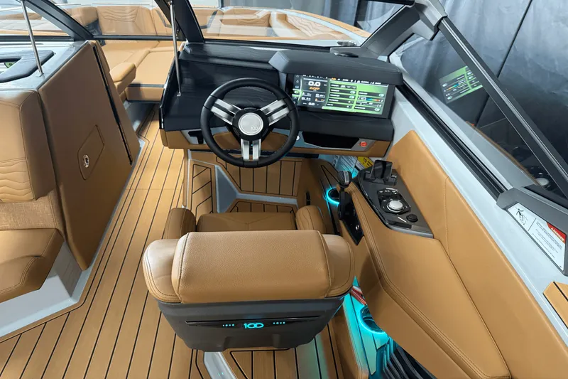 Slide: The Image of Nautique Super Air Nautique G25 2025 - 84