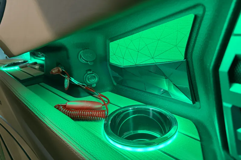 Slide: The Image of Nautique Super Air Nautique G25 2025 - 91