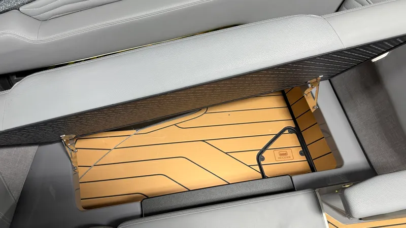 Slide: The Image of Nautique Super Air Nautique G25 2025 - 100