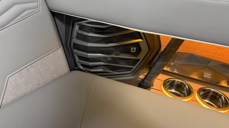 Slide: The Image of Nautique Super Air Nautique G25 2025 - 102