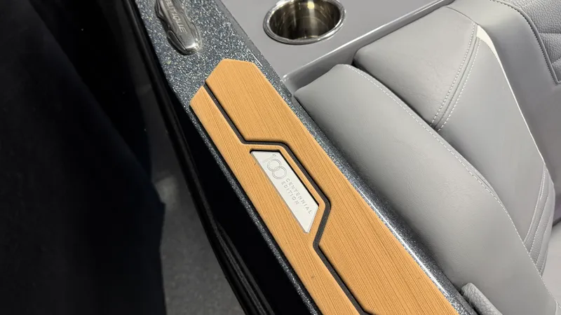 Slide: The Image of Nautique Super Air Nautique G25 2025 - 107