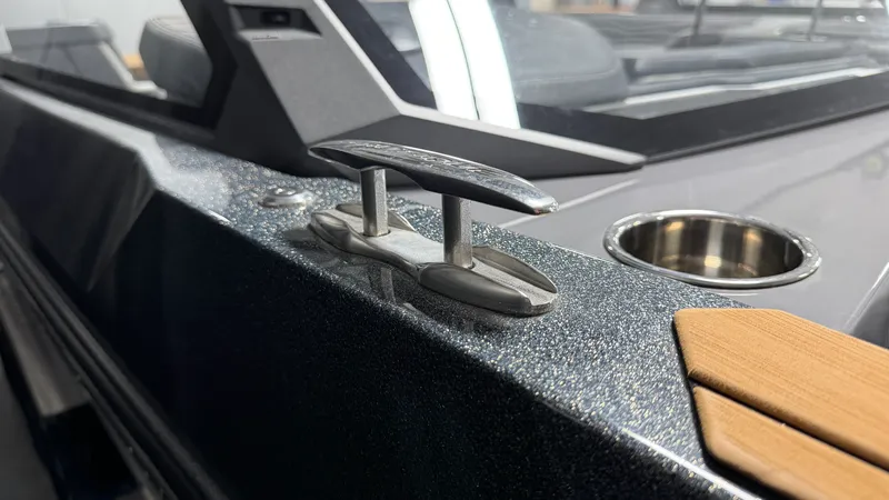 Slide: The Image of Nautique Super Air Nautique G25 2025 - 109